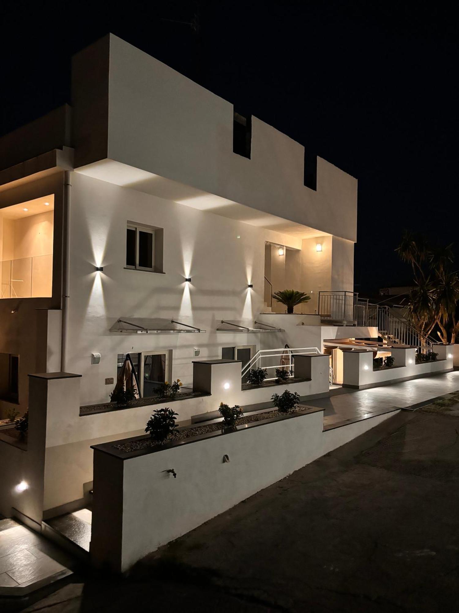 Ig - "Villa Don Antonio" Apartments Джардини-Наксос Экстерьер фото