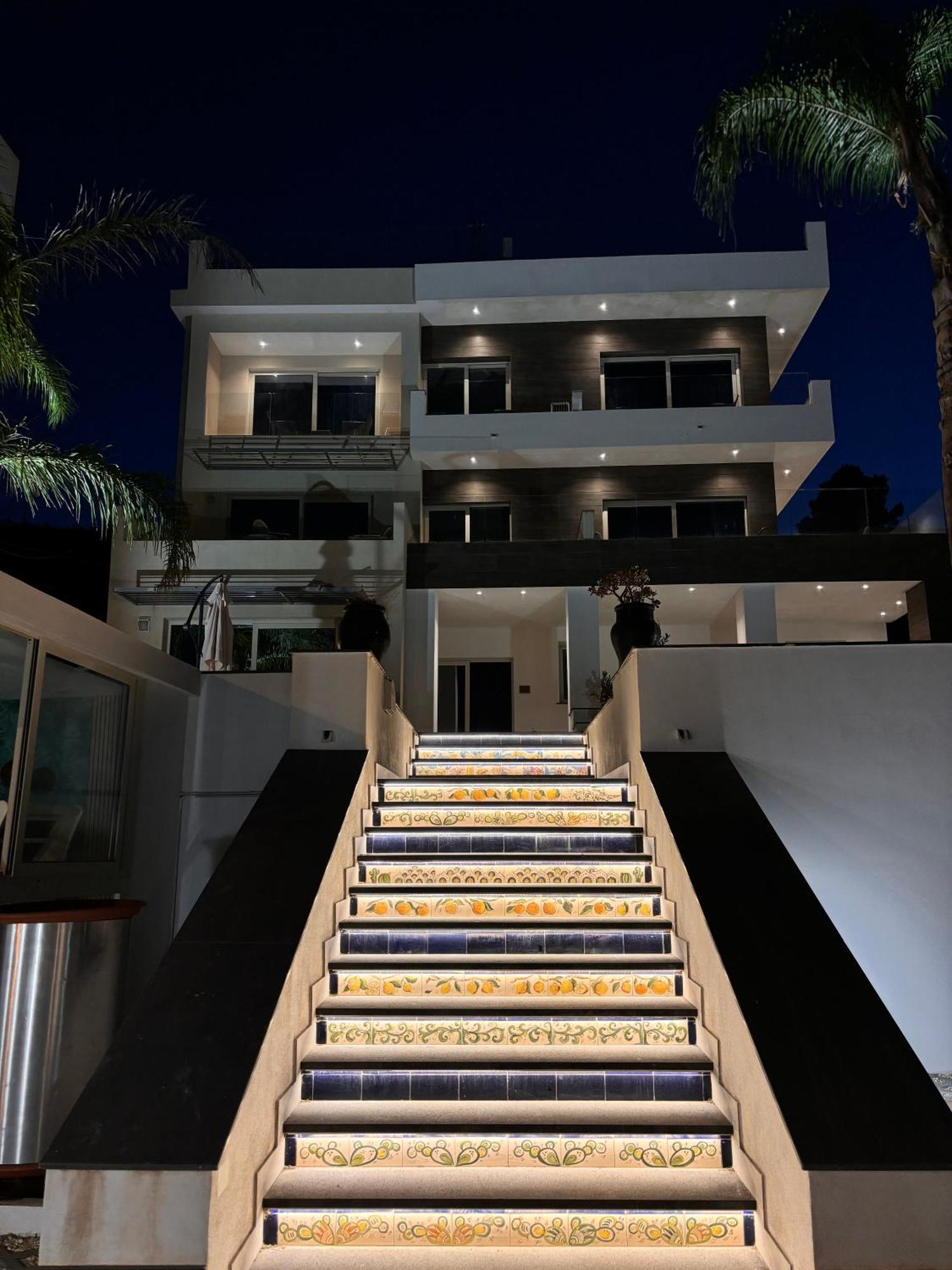 Ig - "Villa Don Antonio" Apartments Джардини-Наксос Экстерьер фото