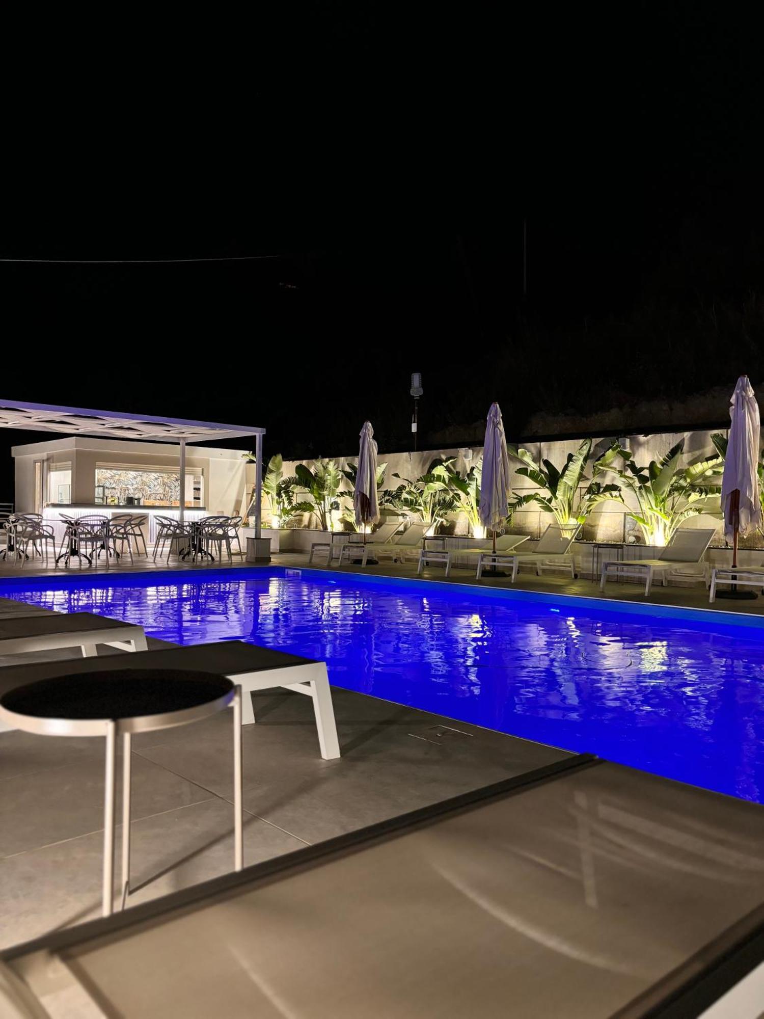 Ig - "Villa Don Antonio" Apartments Джардини-Наксос Экстерьер фото