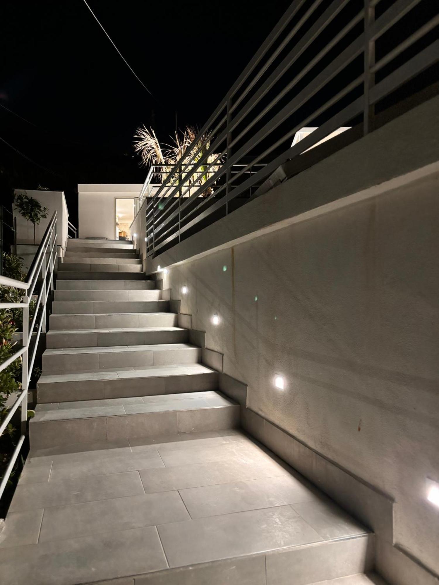 Ig - "Villa Don Antonio" Apartments Джардини-Наксос Экстерьер фото