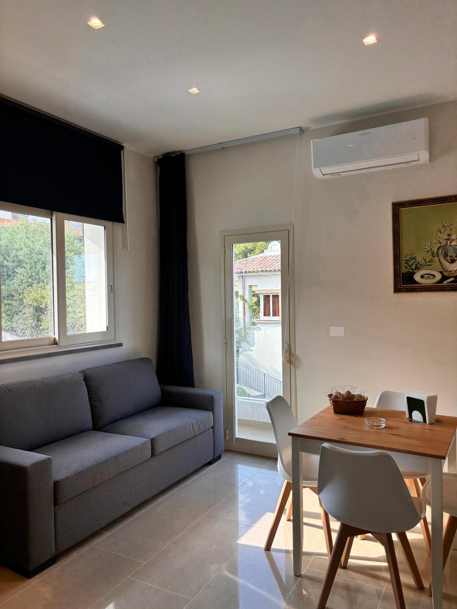Ig - "Villa Don Antonio" Apartments Джардини-Наксос Экстерьер фото