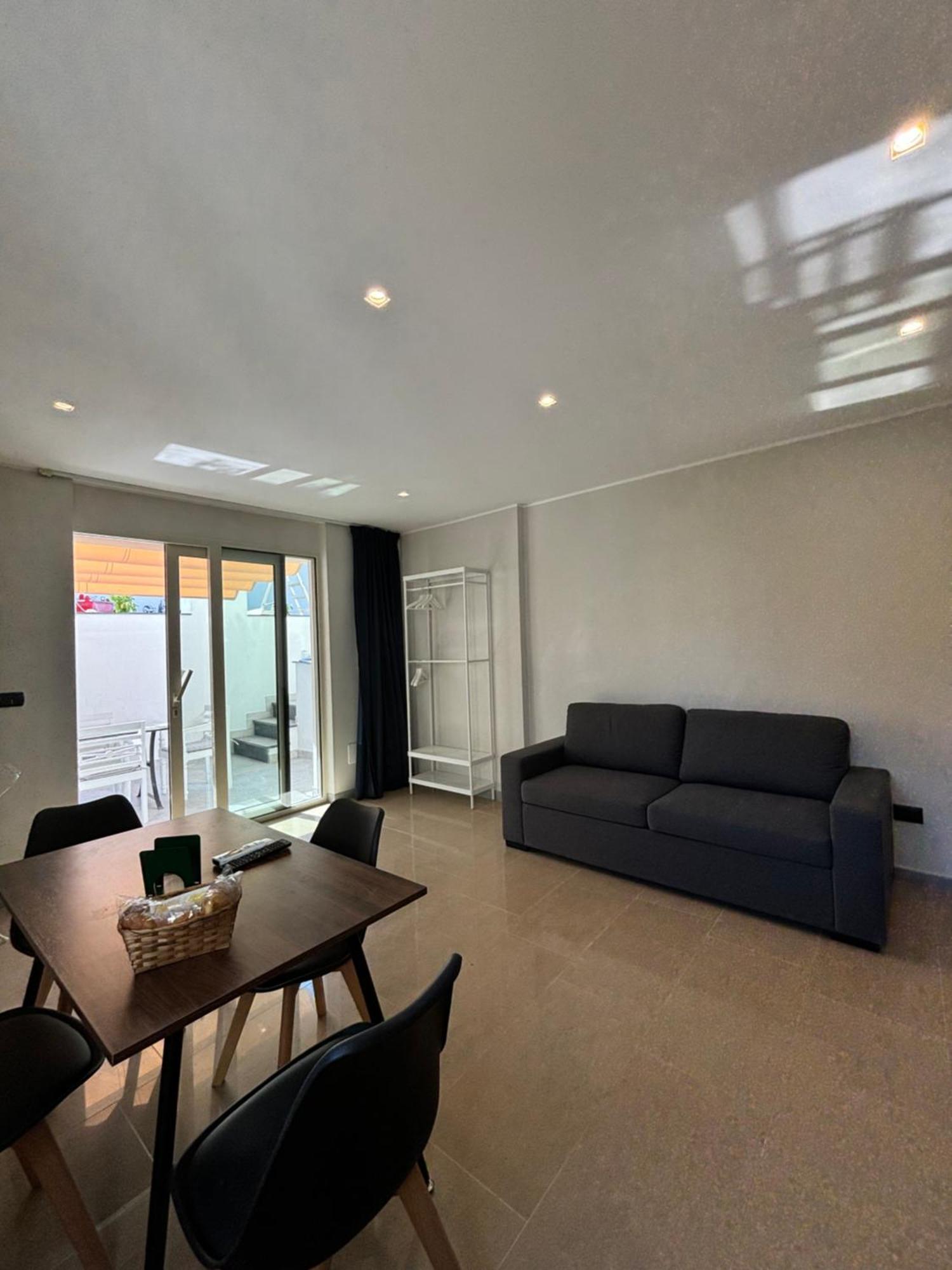 Ig - "Villa Don Antonio" Apartments Джардини-Наксос Экстерьер фото